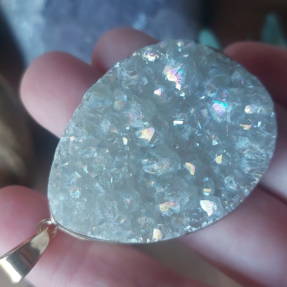 Druzy Crystal Pendant Goldtone